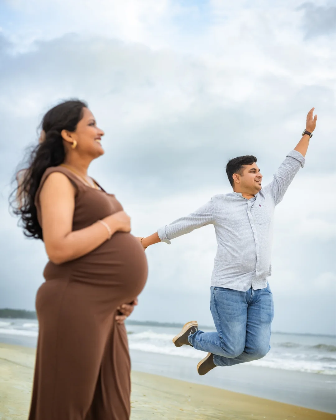 Maternity photography in Diu
