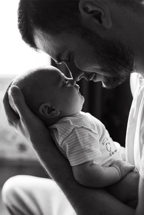 Parent and baby photography in Diu