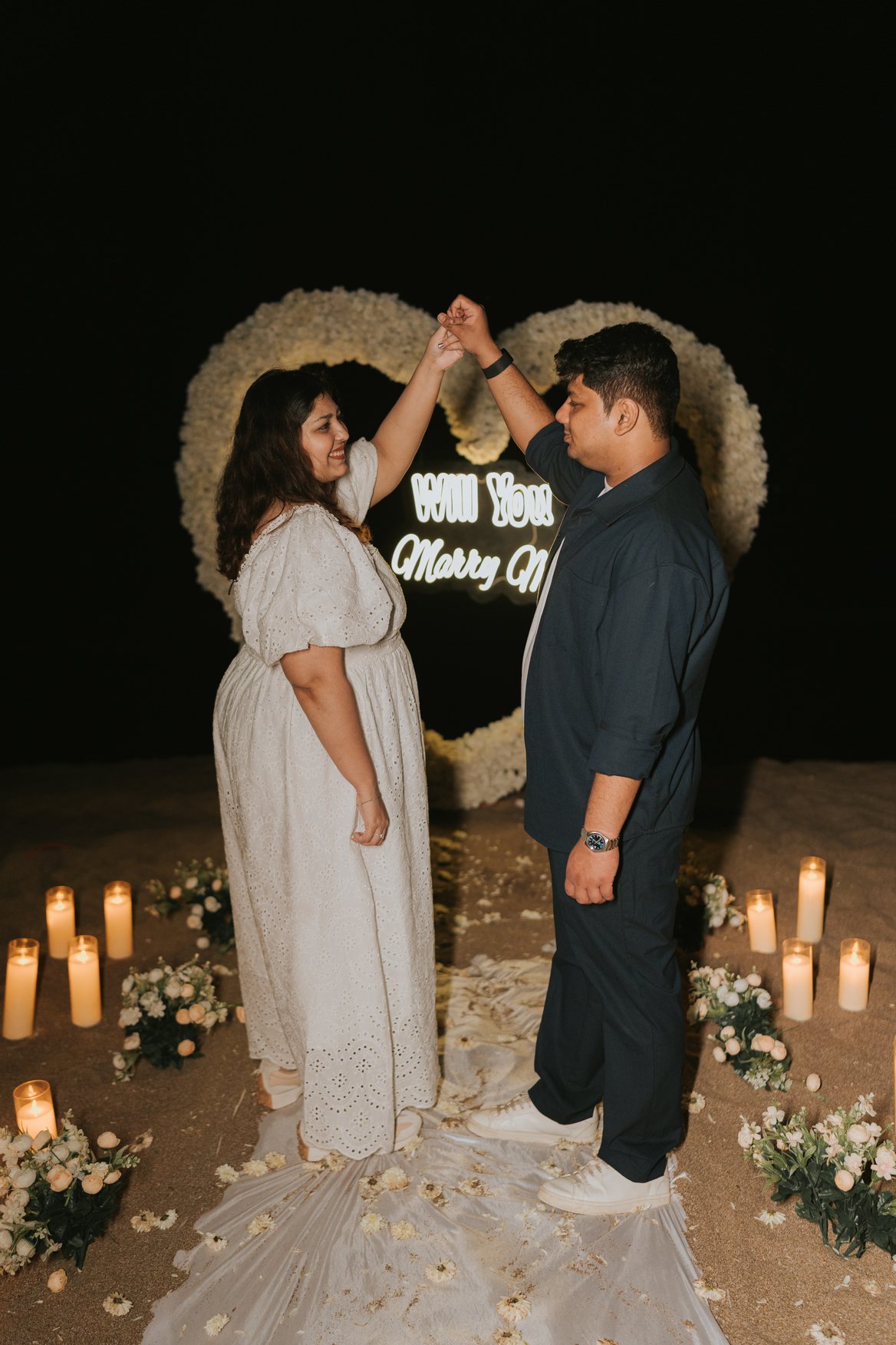 Couple anniversary photography beside the sea in Diu
