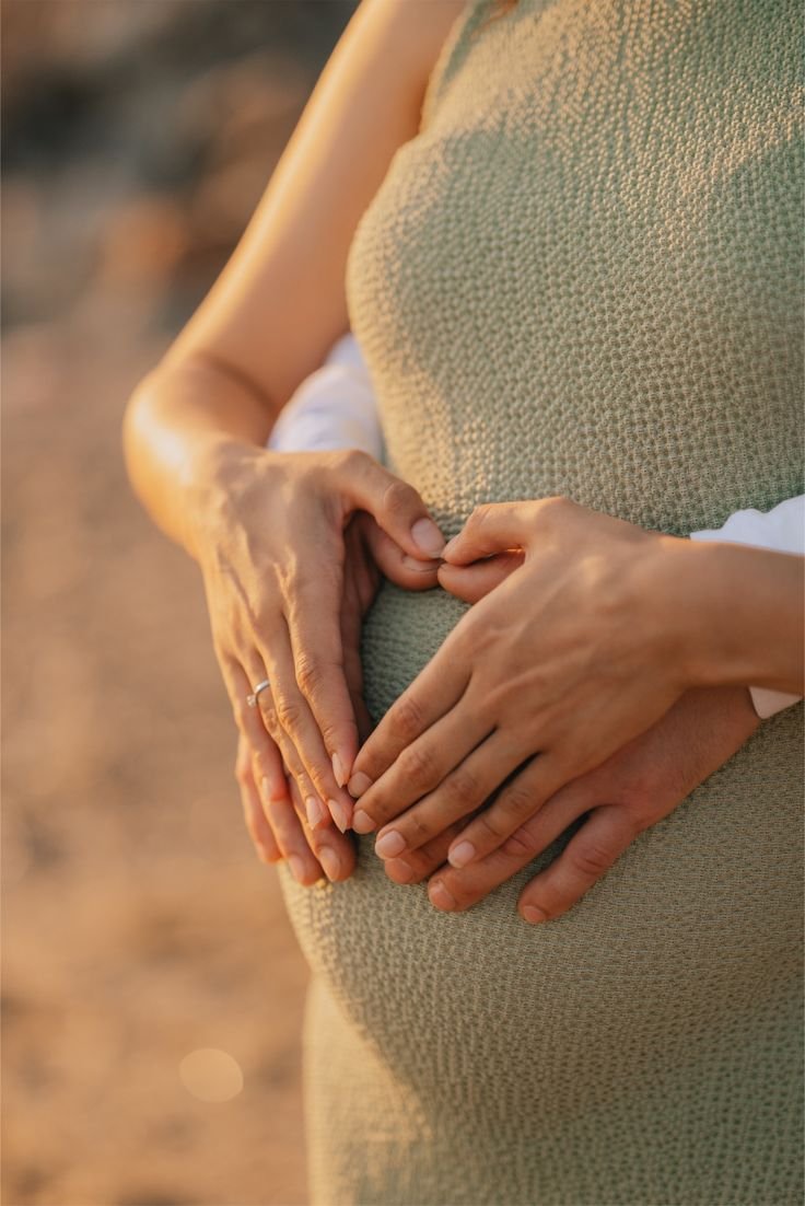 Beach maternity photography in Diu