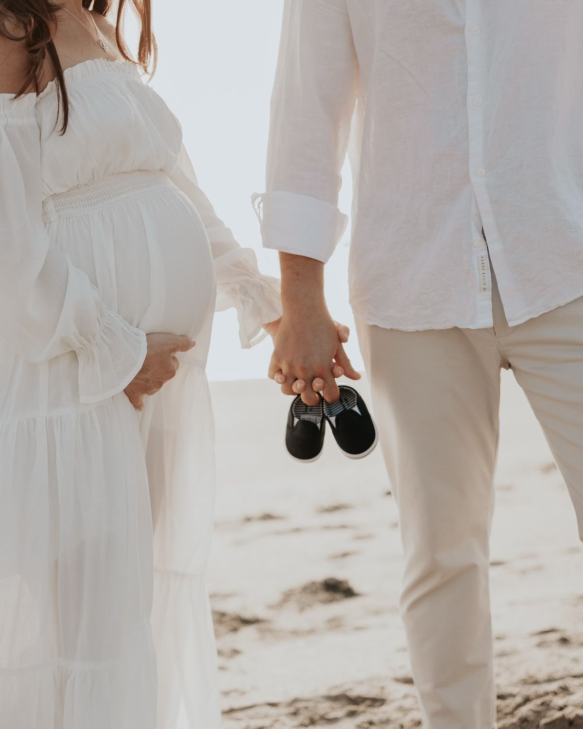 Pregnancy Photoshoot in Diu
